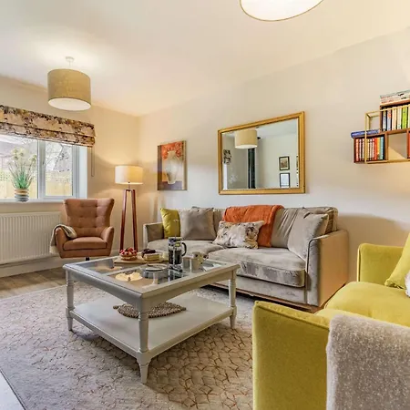 3 Bed In 86724 *