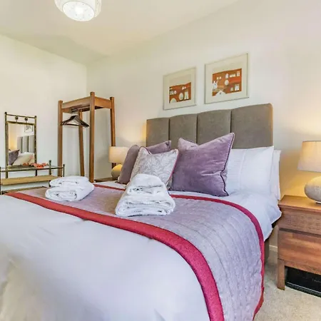 3 Bed In Penrith Oc-86724 *